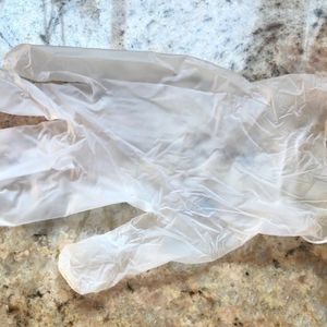 Box of 100 vinyl gloves for health and beauty